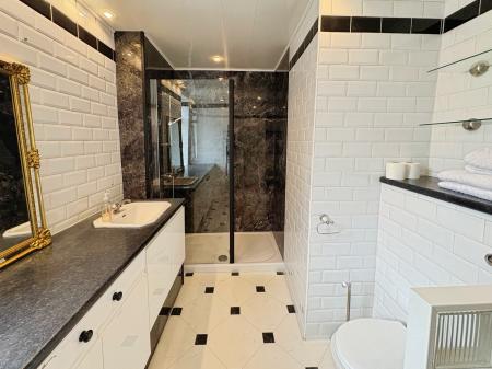 2 bedroom Semi-detached bungalow for sale in West Road, Fenham, Newcastle upon Tyne, NE4