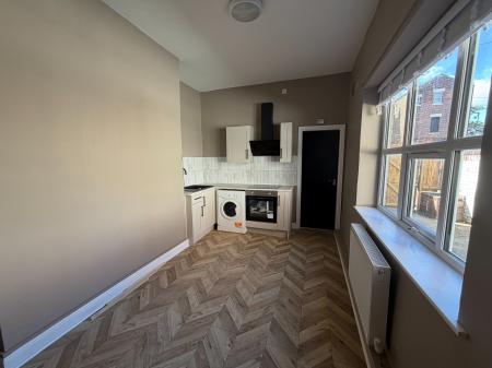 1 bedroom Flat to let in Azalea Terrace North, Ashbrooke, Sunderland, SR2