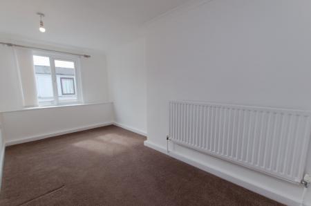 4 bedroom Terraced House to let in Elizabeth Street, Sunderland, SR5