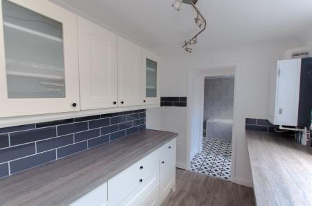 4 bedroom Terraced House to let in Elizabeth Street, Sunderland, SR5