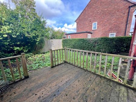 3 bedroom Semi-detached house to let in Braebridge Place, Kenton, Newcastle upon Tyne, NE3