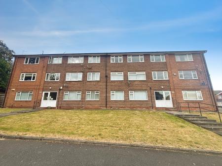 2 bedroom Flat for sale in Avalon Drive, South West Denton, Newcastle upon Tyne, NE15