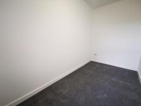 2 bedroom Flat to let in Bensham Crescent, Gateshead, NE8