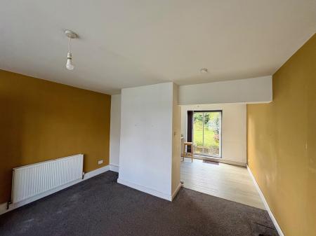 3 bedroom Semi-detached house to let in Silloth Avenue, Slatyford, Newcastle upon Tyne, NE5