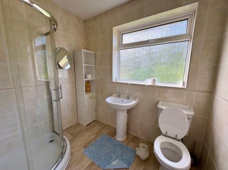 3 bedroom Semi-detached house to let in Silloth Avenue, Slatyford, Newcastle upon Tyne, NE5