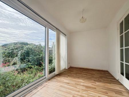 3 bedroom Semi-detached house for sale in Hexham Road, Throckley, Newcastle upon Tyne, NE15