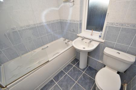 3 bedroom Semi-detached house to let in Coleridge Road, Sunderland, SR5