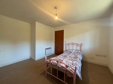 1 bedroom Flat for sale in Willbrook House, Worsdell Drive, Gateshead, NE8