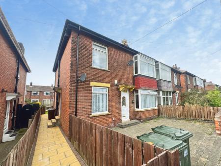 2 bedroom Flat for sale in Balkwell Avenue, North Shields, North Shields, NE29
