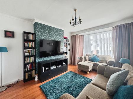 2 bedroom Flat for sale in Balkwell Avenue, North Shields, North Shields, NE29