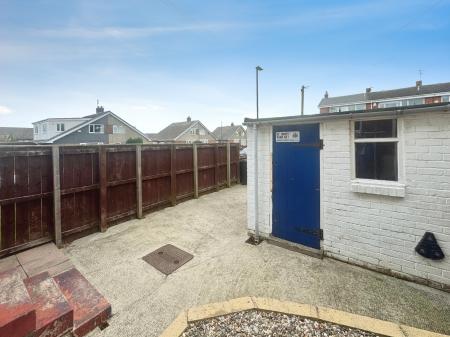 2 bedroom Terraced House for sale in Hexham Close, North Shields, North Shields, NE29