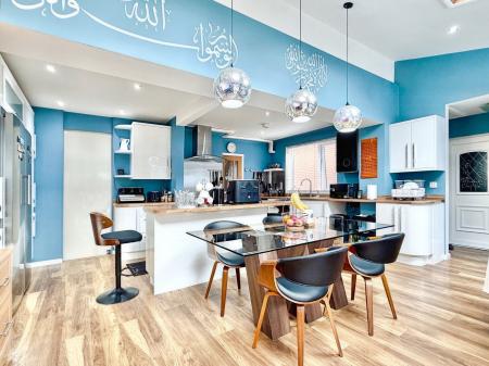2 bedroom Semi-detached house for sale in Ford Crescent, Shiremoor, NE27