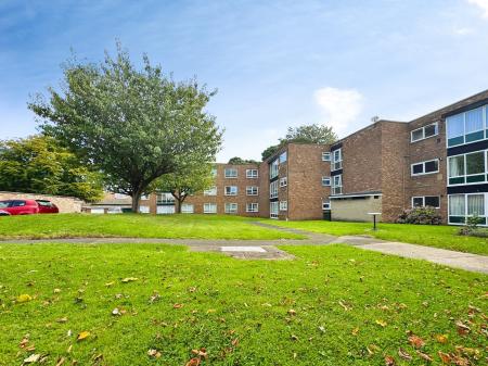 2 bedroom Flat for sale in Etal Court Lovaine Terrace, North Shields, North Shields, NE29