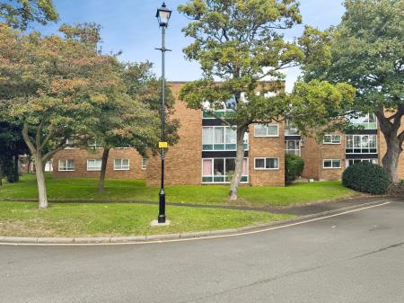 2 bedroom Flat for sale in Etal Court Lovaine Terrace, North Shields, North Shields, NE29