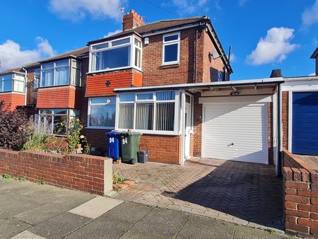 3 bedroom Semi-detached house to let in Lanercost Drive, Newcastle upon Tyne, NE5