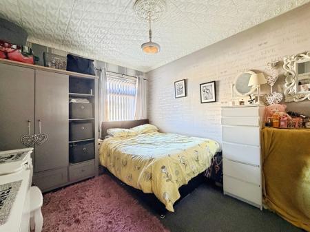 3 bedroom Terraced House for sale in Keswick Grove, Slatyford, Newcastle upon Tyne, NE5