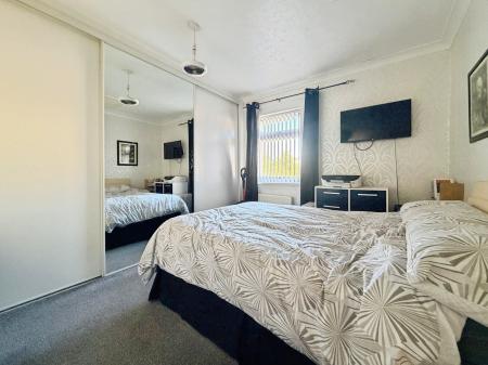 3 bedroom Terraced House for sale in Keswick Grove, Slatyford, Newcastle upon Tyne, NE5