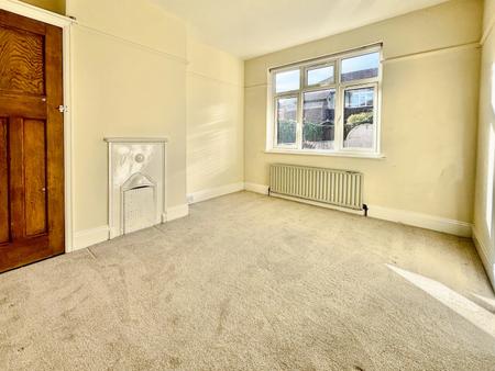 2 bedroom Ground floor flat for sale in Birchwood Avenue, High Heaton, Newcastle upon Tyne, NE7