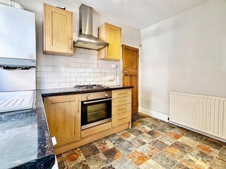 2 bedroom Ground floor flat for sale in Birchwood Avenue, High Heaton, Newcastle upon Tyne, NE7