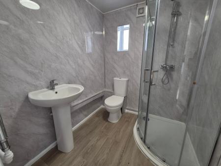 4 bedroom Detached house to let in Newburn Road, Lemington, Newcastle upon Tyne, NE15