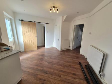 4 bedroom Detached house to let in Newburn Road, Lemington, Newcastle upon Tyne, NE15