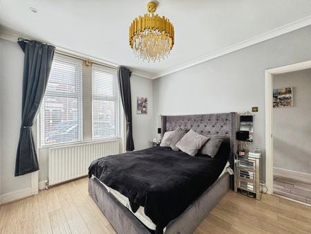 2 bedroom Flat for sale in Lansdowne Terrace, North Shields, North Shields, NE29