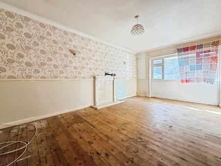 2 bedroom Semi-detached bungalow for sale in Overton Close, Dumpling Hall, Newcastle upon Tyne, NE15