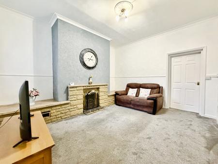 2 bedroom Flat for sale in Oswin Avenue, Forest Hall, Newcastle upon Tyne, NE12