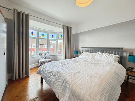 3 bedroom Semi-detached house for sale in Manor Drive, Benton, Newcastle upon Tyne, NE7