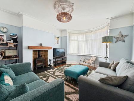 3 bedroom Semi-detached house for sale in Manor Drive, Benton, Newcastle upon Tyne, NE7