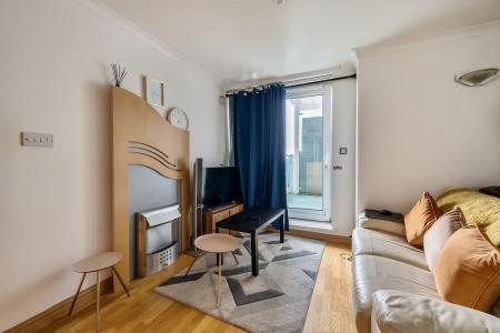 2 bedroom Flat for sale in 28-34 Wellington Street, Town Centre, Northampton, NN1