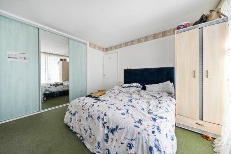 2 bedroom Flat for sale in Conifer Rise, Westone, Northampton, NN3