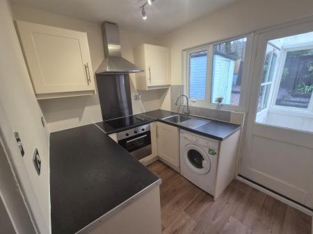 2 bedroom Bungalow to let in Norton Road, Kingsthorpe, Northampton, NN2