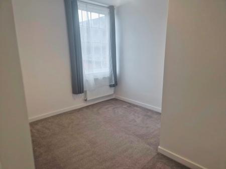 1 bedroom Flat to let in High Street, Thrapston, Kettering, NN14