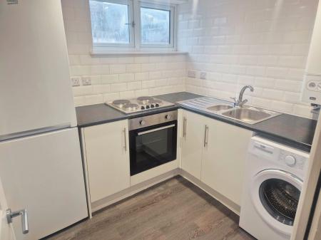 1 bedroom Flat to let in High Street, Thrapston, Kettering, NN14