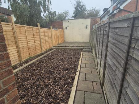 3 bedroom Terraced House to let in Northcote Street, Semilong, Northampton, NN2