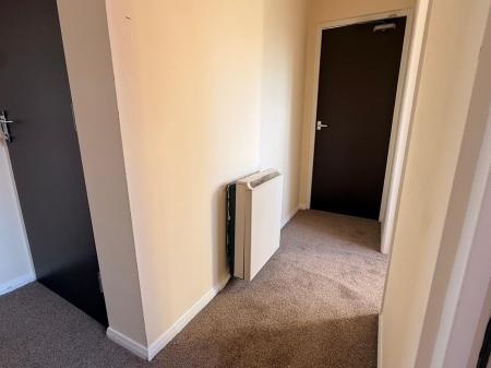 1 bedroom Flat to let in Abington Square, Northampton, NN1