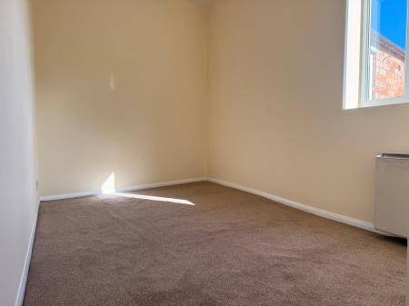 1 bedroom Flat to let in Abington Square, Northampton, NN1