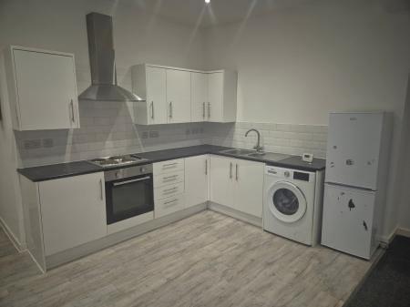 2 bedroom Flat to let in High street, Thrapston, Kettering, NN14