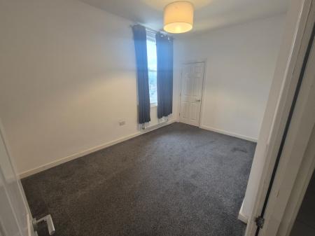 2 bedroom Flat to let in High street, Thrapston, Kettering, NN14