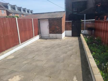 2 bedroom Terraced House to let in Elsden Road, Wellingborough, NN8