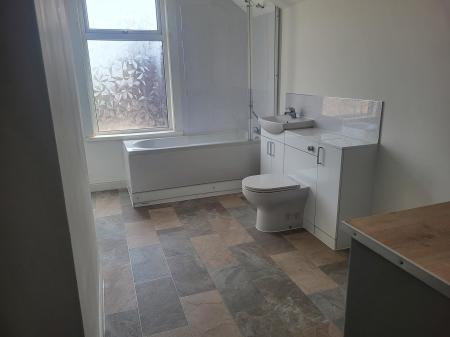 2 bedroom Terraced House to let in Elsden Road, Wellingborough, NN8