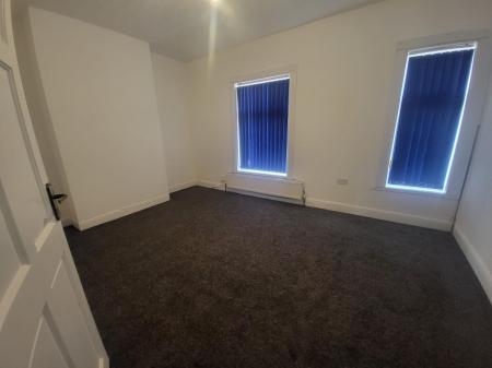2 bedroom Terraced House to let in Elsden Road, Wellingborough, NN8