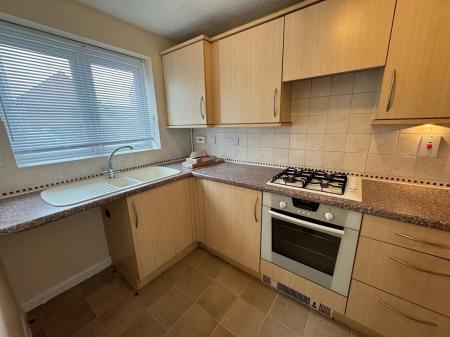 3 bedroom Semi-detached house to let in Bestwood Close, Desborough, NN14