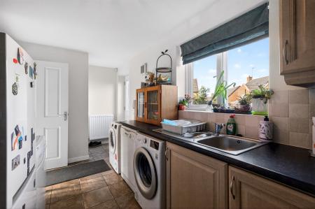 3 bedroom Semi-detached house for sale in Celtic Close, Higham Ferrers, NN10