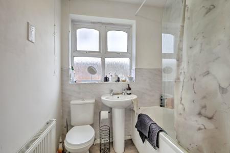 3 bedroom Semi-detached house for sale in Skinner Avenue, Upton, Northampton, NN5