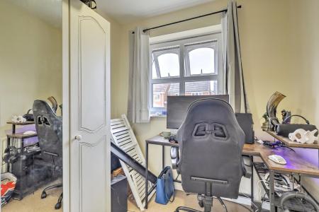 3 bedroom Semi-detached house for sale in Skinner Avenue, Upton, Northampton, NN5