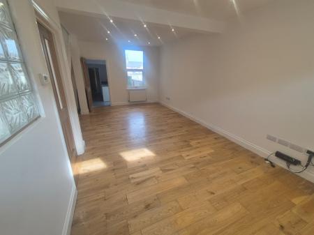 2 bedroom Terraced House to let in Thirlestane Road, Far Cotton, Northampton, NN4