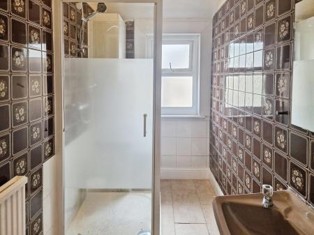 1 bedroom Flat to let in Spencer Bridge Road, St. James, Northampton, NN5