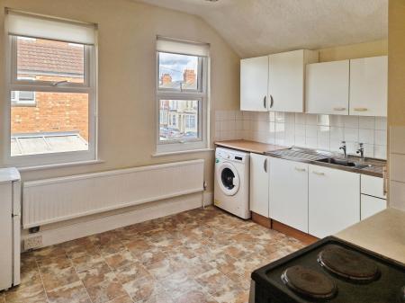 1 bedroom Flat to let in Spencer Bridge Road, St. James, Northampton, NN5
